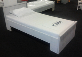 steigerhouten bed